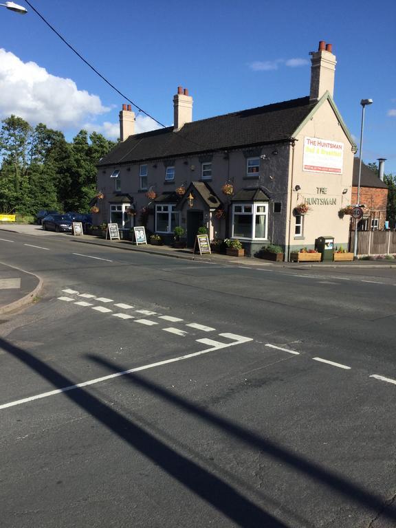 Hotel The Huntsman à Cheadle  Extérieur photo