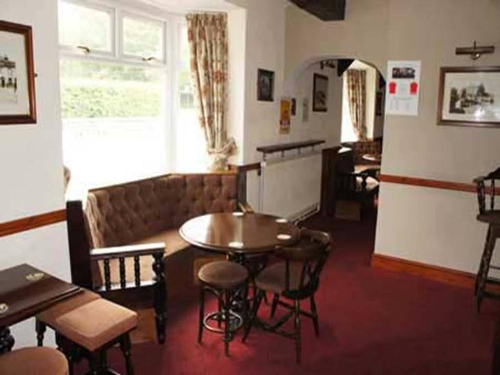 Hotel The Huntsman à Cheadle  Extérieur photo